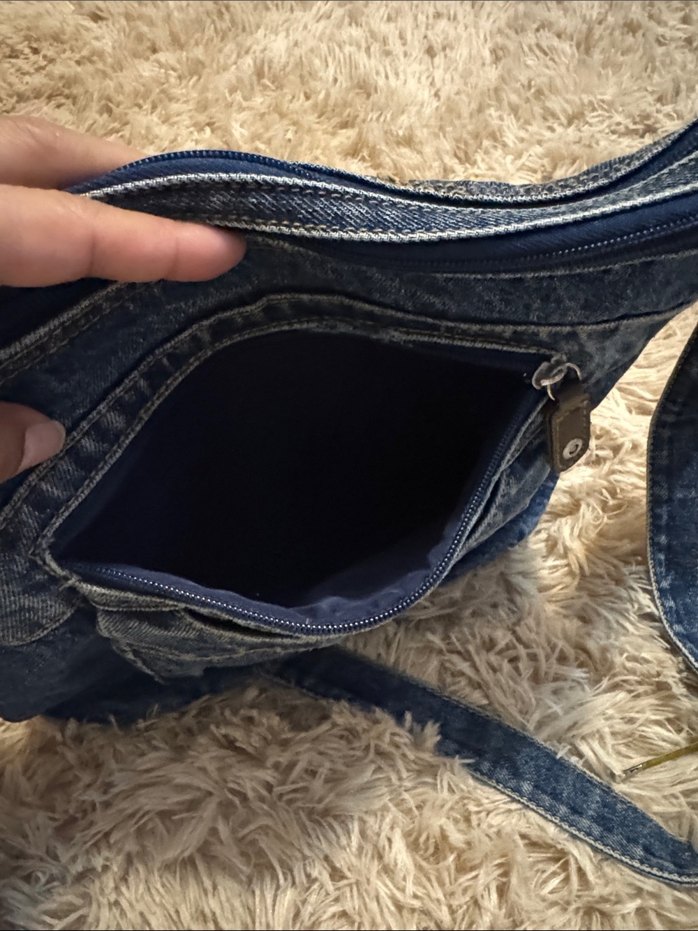 Vintage Denim Crossbody Shoulder Bag in Blue - Picture 6 of 9